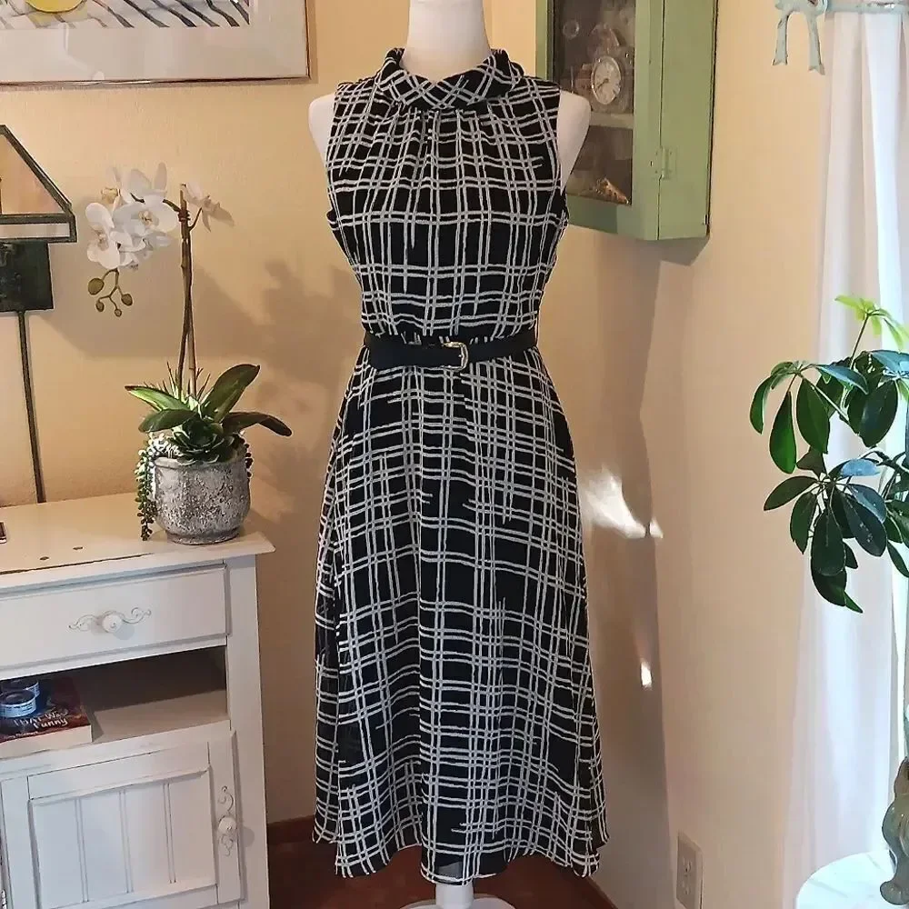 Karl Lagerfeld Black And White Plaid Dress. Career. Professional.